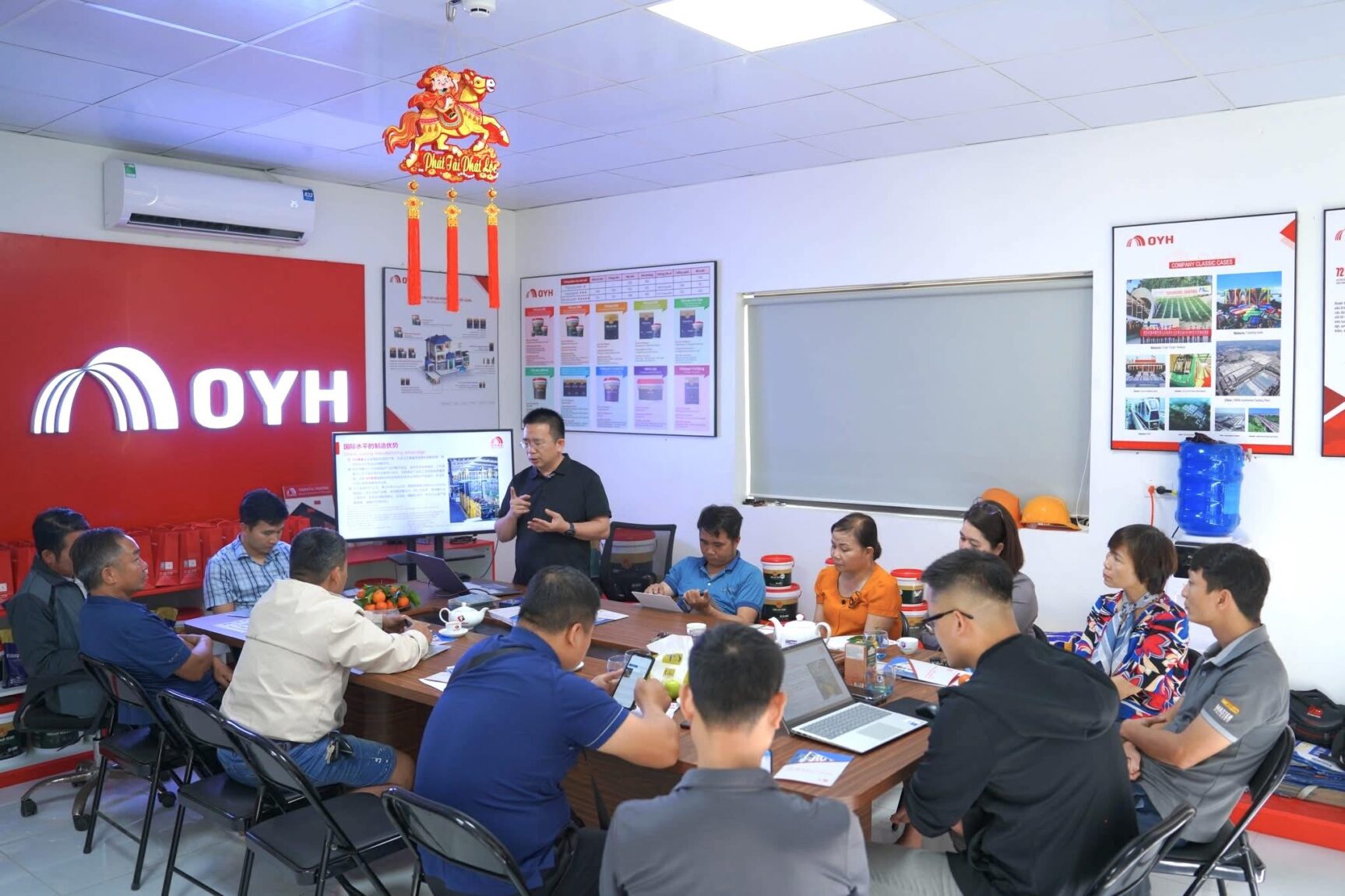 hội thảo thầu thợ xây dựng sơn đồng x oyh